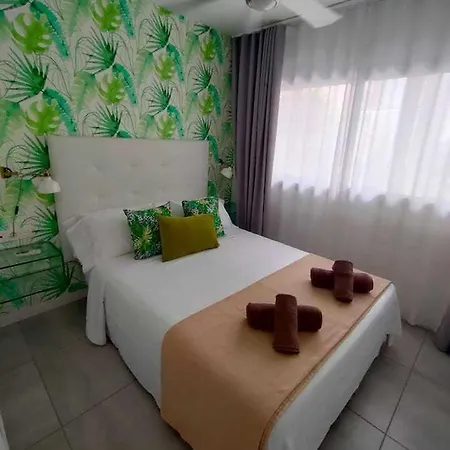 Ocean Sunset Bristol Apartment *